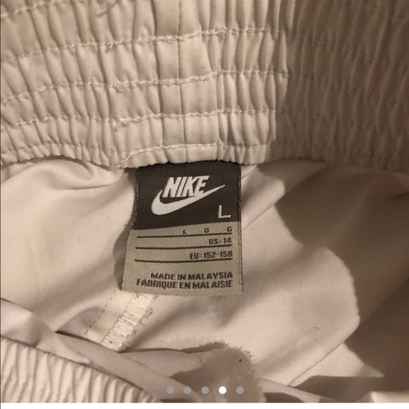 Nike Girls Pink Workout Shorts - Picture 4 of 4